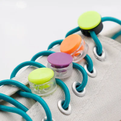 I produttori di accessori per materiali per scarpe Weiou vendono lacci per scarpe slacciati di alta qualità, fibbie per scarpe in plastica e accessori per scarpe che possono essere personalizzati
